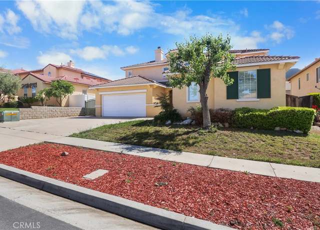 Property at 842 W Orange Heights Ln, Corona, CA 92882, 5 beds, 2.5 baths