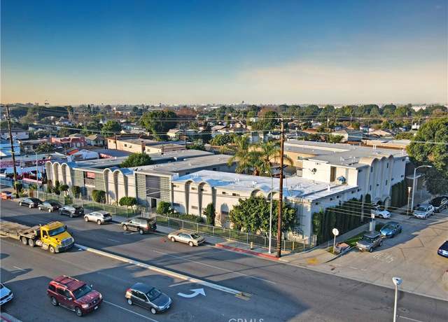Property at 10303 Long Beach Blvd, Lynwood, CA 90262, 14 beds, 25 baths