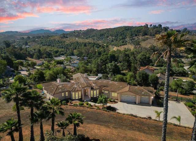 Property at 29861 Kirsten Ln, Vista, CA 92084, 4 beds, 2.5 baths