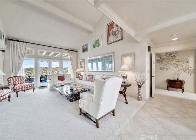 Property at 5504 E Crest De Ville Ave, Orange, CA 92867, 3 beds, 2.5 baths