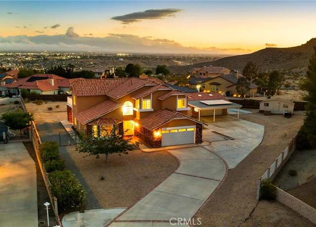 Property at 17725 Tude Ln, Apple Valley, CA 92307, 5 beds, 3 baths