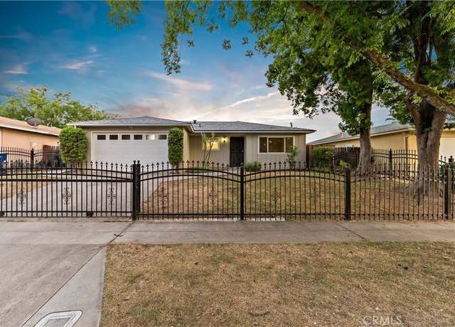Property at 2131 W Pico Ave, Fresno, CA 93705, 3 beds, 2 baths