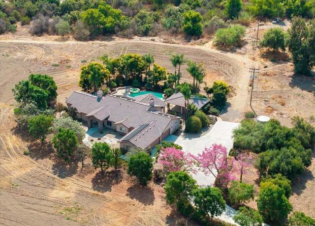 Property at 17141 San Pasqual Valley Rd, Escondido, CA 92027, 4 beds, 4 baths