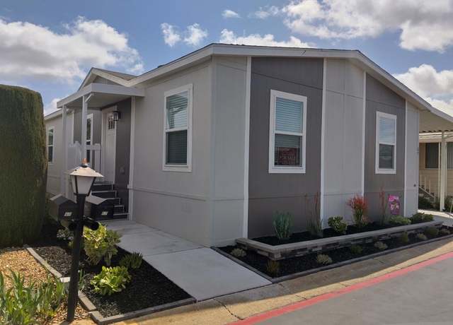 Property at 1506 Oak #67, Vista, CA 92084, 3 beds, 2 baths