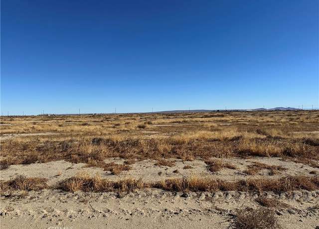 Property at 50 E Vic Ave, Lancaster, CA 93535