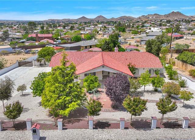 Property at 16158 Rimrock Rd, Apple Valley, CA 92307, 4 beds, 2.5 baths