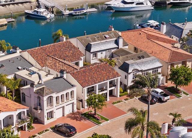 Property at 7 Linda Isle, Newport Beach, CA 92660, 4 beds, 5.5 baths