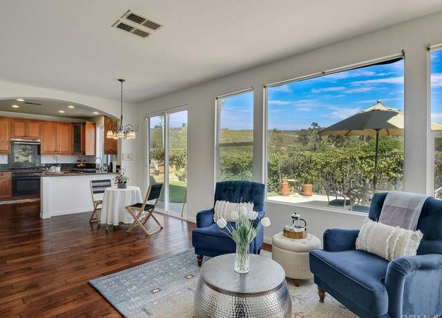 Property at 11615 Trailbrook Ln, San Diego, CA 92128, 3 beds, 2.5 baths