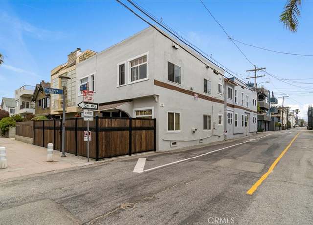 Property at 12 25th Pl, Venice, CA 90291, 4 beds, 4 baths