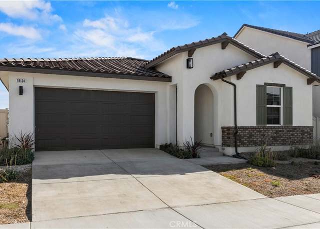 Property at 18134 Outlook Way, Saugus, CA 91350, 4 beds, 3 baths