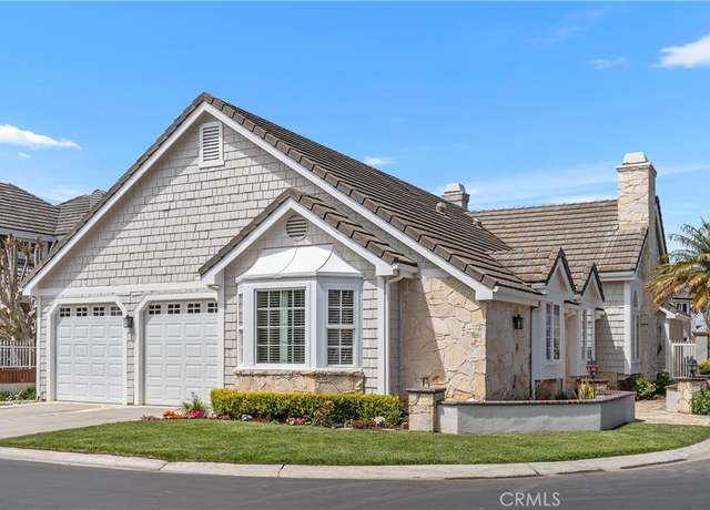 Property at 6191 Oakbrook Cir, Huntington Beach, CA 92648, 3 beds, 2.5 baths