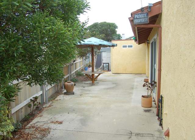 Photo of 4951-4953 Dunes Cir, Oxnard, CA 93035
