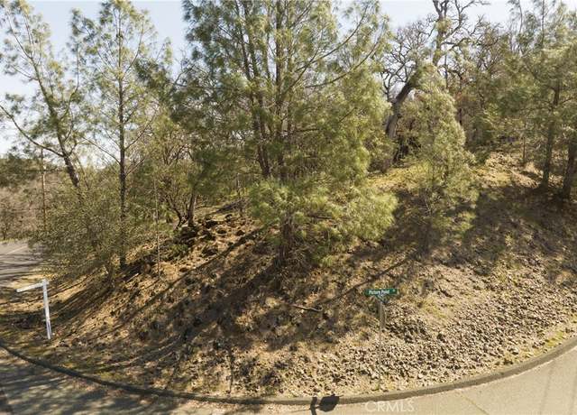 Property at 19404 Picture Point Ct, Hidden Valley Lake, CA 95467