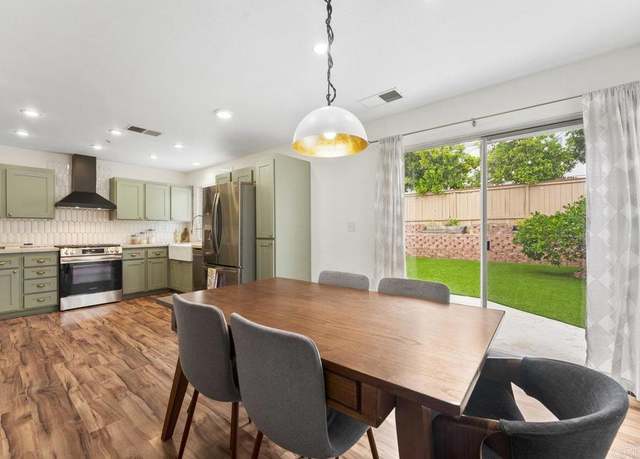 Property at 305 Cobblestone Pl, Santee, CA 92071, 3 beds, 2.5 baths
