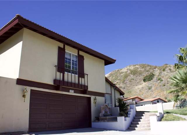 Property at 18934 Tenderfoot Trail Rd, Newhall, CA 91321, 4 beds, 3 baths