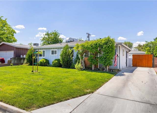 Property at 44055 Elm Ave, Lancaster, CA 93534, 4 beds, 2 baths