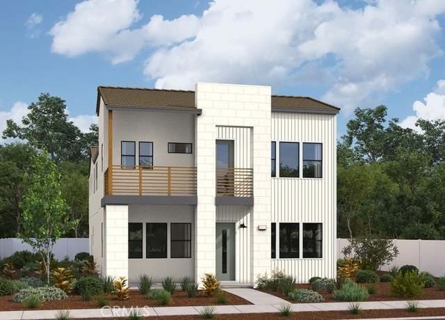 Property at 27403 Creekwood Ln, Valencia, CA 91381, 5 beds, 4.5 baths