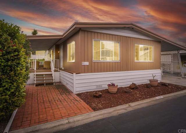 Property at 2130 Sunset Dr #117, Vista, CA 92081, 2 beds, 2 baths
