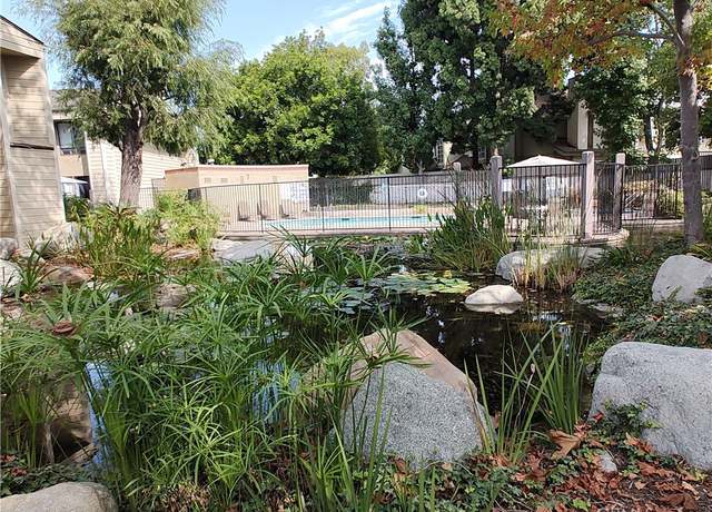 Property at 5431 Twin Lakes Dr, Cypress, CA 90630, 1 bed, 1.5 baths