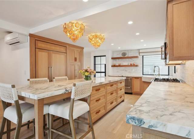 Property at 1817-#A W Bay Ave Unit A, Newport Beach, CA 92663, 2 beds, 2.5 baths