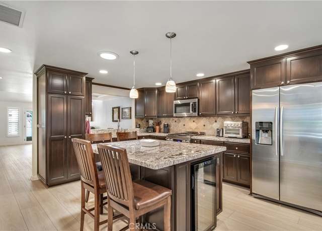 Property at 7259 Seaworthy Dr, Huntington Beach, CA 92648, 2 beds, 2 baths