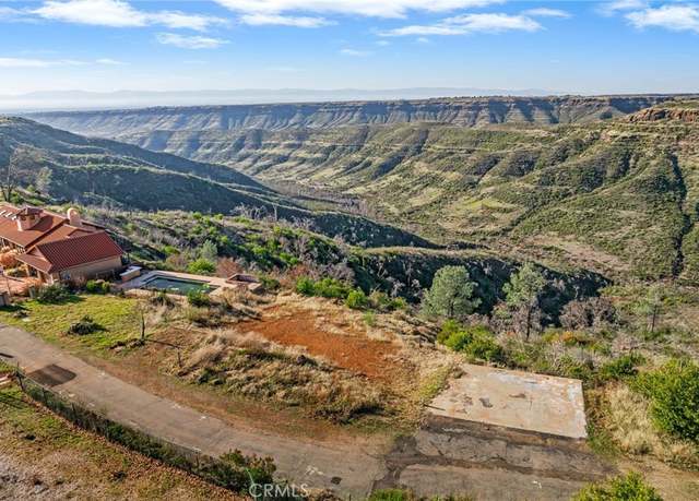 Property at 6041 Shadow Mountain Ln, Paradise, CA 95969