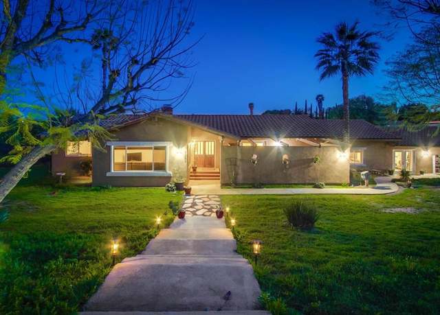 Property at 1321 Friends Way, Fallbrook, CA 92028, 4 beds, 3 baths