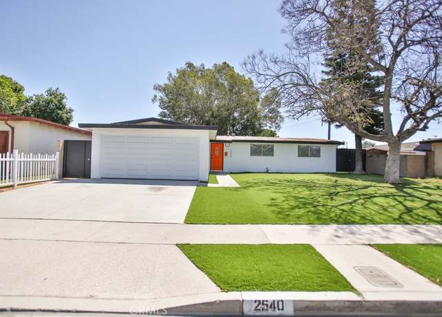 Property at 2540 W Picadilly Way, Anaheim, CA 92801, 3 beds, 1.5 baths