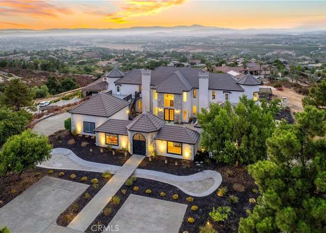 Property at 39545 Via De Oro, Temecula, CA 92592, 5 beds, 5 baths