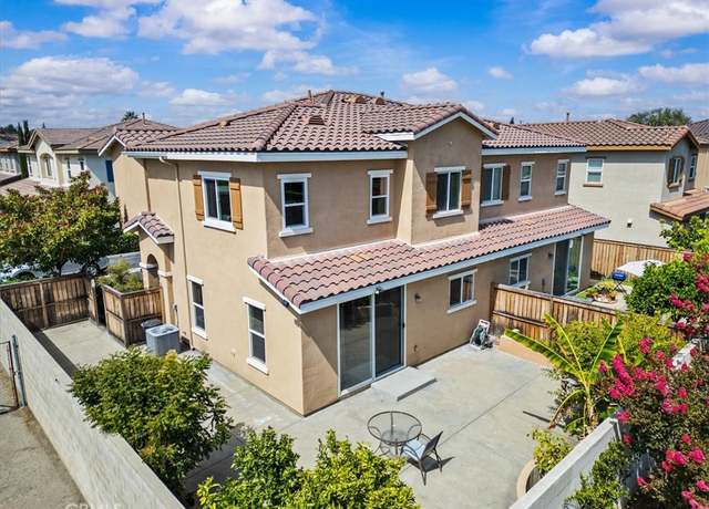Property at 915 S Belterra Way, Anaheim, CA 92804, 4 beds, 2.5 baths