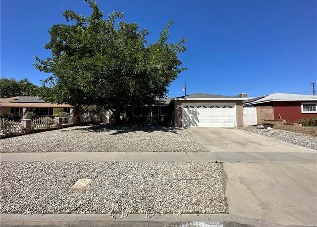 Photo of 43735 Beech Ave, Lancaster, CA 93534