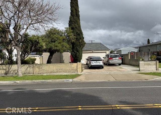 Property at 916 N West St, Anaheim, CA 92801, 4 beds, 2.5 baths