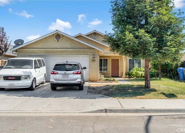 Property at 1232 Oso Dr, Madera, CA 93638, 3 beds, 2 baths