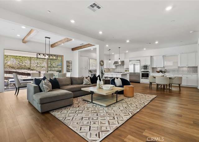 Property at 1711 Sonora Creek Ln, Lake Forest, CA 92610, 5 beds, 4.5 baths