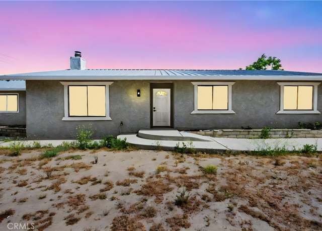 Property at 22410 Old Elsinore Rd, Perris, CA 92570, 3 beds, 2.5 baths