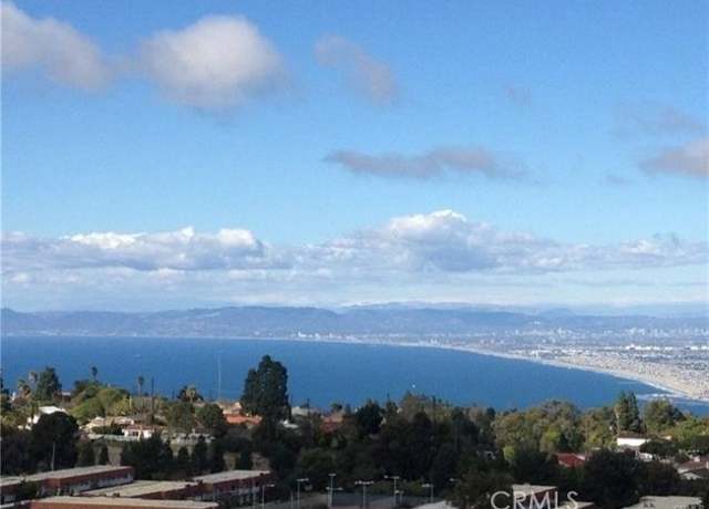 Property at 5987 Peacock Ridge Rd #206, Rancho Palos Verdes, CA 90275, 3 beds, 3.5 baths