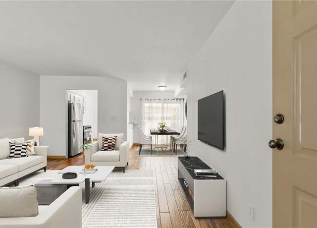Property at 7641 Reseda Blvd Unit 108Z, Reseda, CA 91335, 2 beds, 1.5 baths