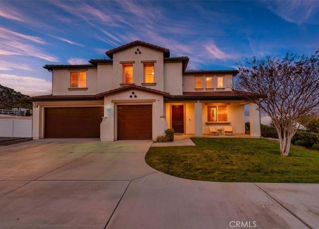 Property at 17490 Fairbreeze Ct, Riverside, CA 92504, 5 beds, 4.5 baths