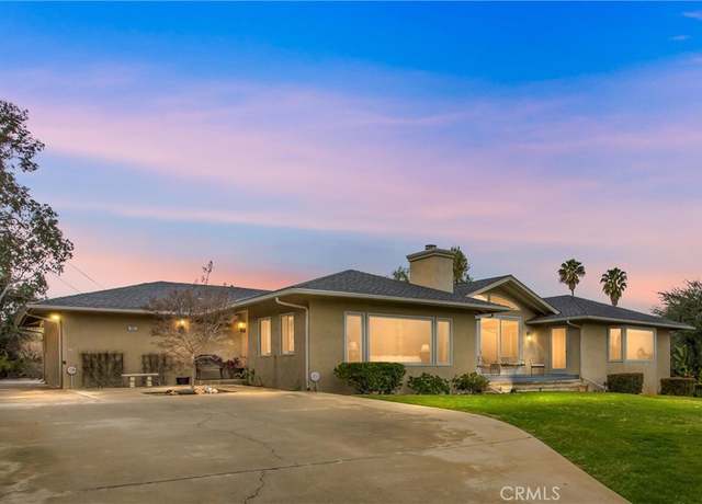 Property at 445 W Sunset Dr, Redlands, CA 92373, 4 beds, 2.5 baths