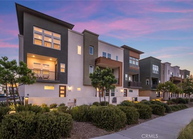 Property at 27554 Sparrow Ct, Valencia, CA 91381, 3 beds, 2.5 baths
