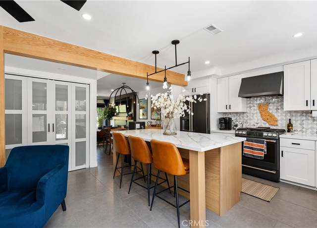 Property at 2423 Los Patos, Palm Springs, CA 92264, 2 beds, 2.5 baths