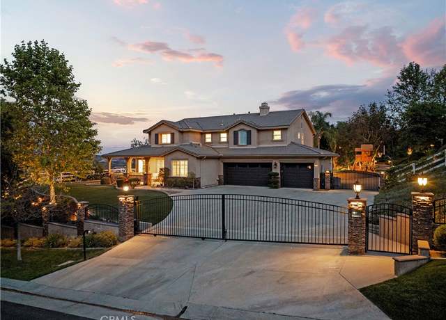 Property at 30058 Valley Glen St, Castaic, CA 91384, 6 beds, 5 baths