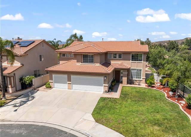 Property at 25300 Heather Vale St, Saugus, CA 91350, 4 beds, 3 baths