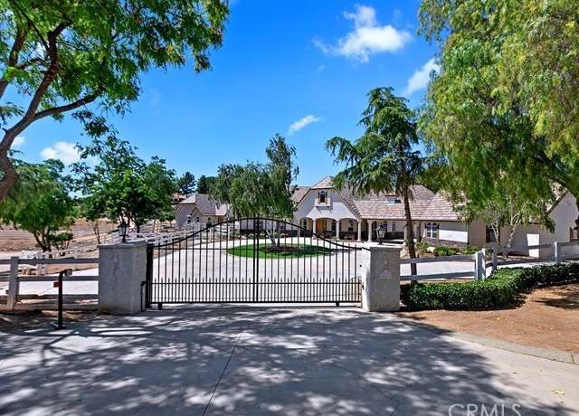 Property at 36410 Calle Puerta Bonita, Temecula, CA 92592, 5 beds, 5 baths