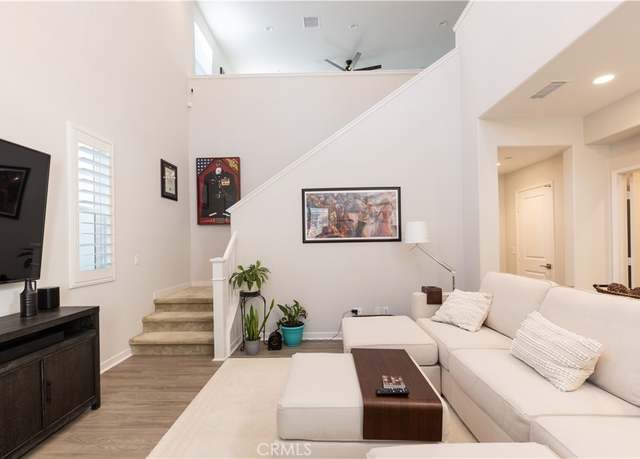 Property at 45055 Via Vela, Temecula, CA 92592, 3 beds, 2.5 baths