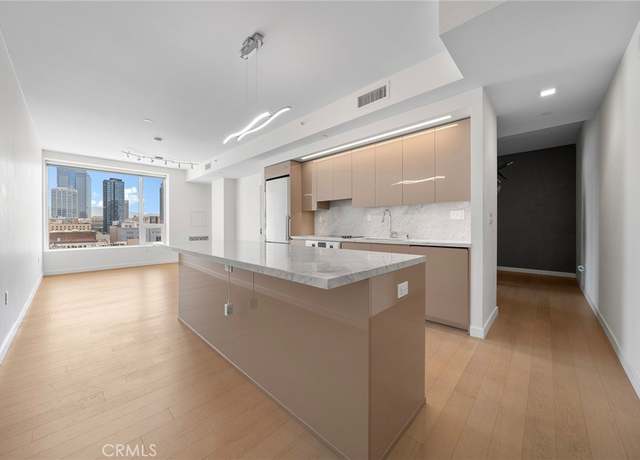 Property at 1050 S Grand Ave #1208, Los Angeles, CA 90015, 1 bed, 1 bath