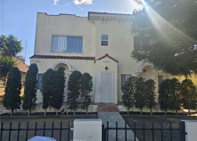 Property at 620 W 41st Pl, Los Angeles, CA 90037, 8 beds, 4 baths