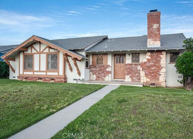 Property at 7646 De Sotto Ave, Canoga Park, CA 91304, 3 beds, 2 baths