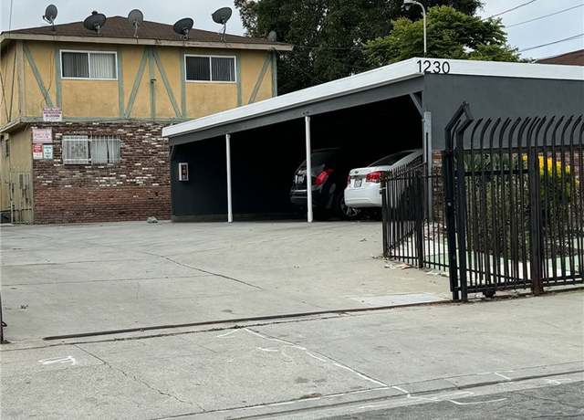 Property at 1230 W 107th St, Los Angeles, CA 90044, 12 beds, 6 baths