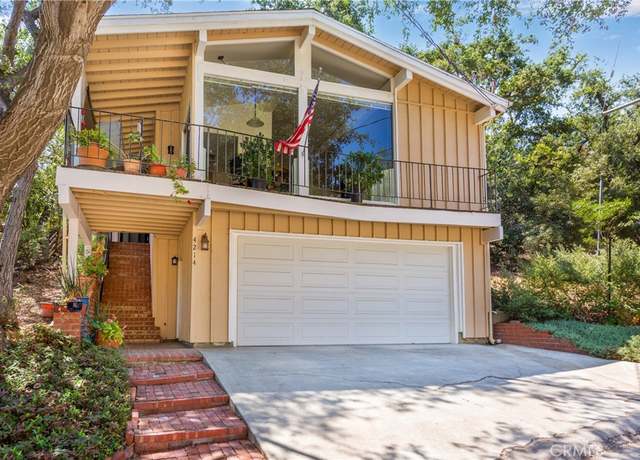 Property at 4214 Tosca Rd, Woodland Hills, CA 91364, 2 beds, 2 baths
